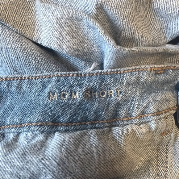 American Eagle Mom shorts - Picture 3 of 4